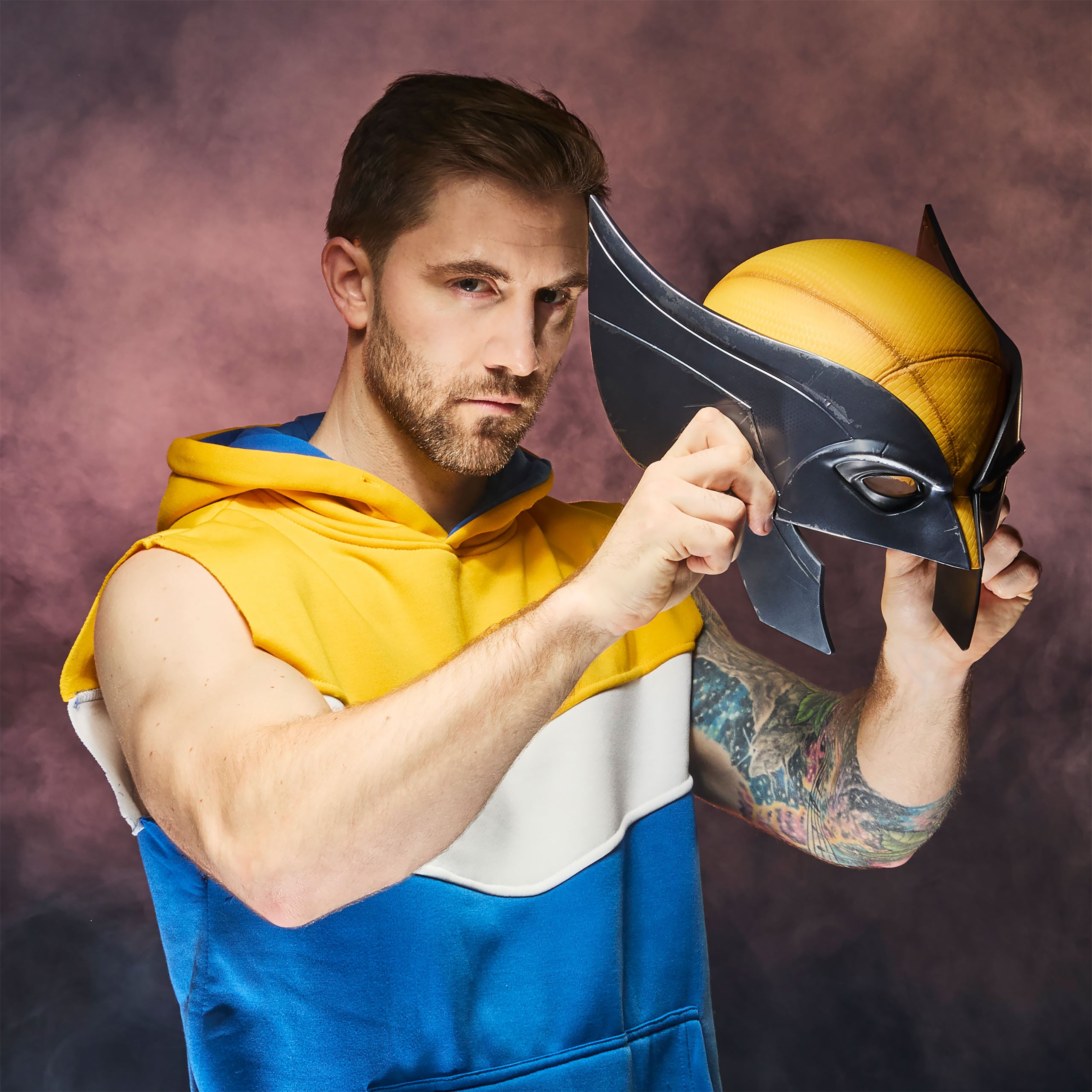 Image produit Marvel - Réplique Premium du Casque de Wolverine