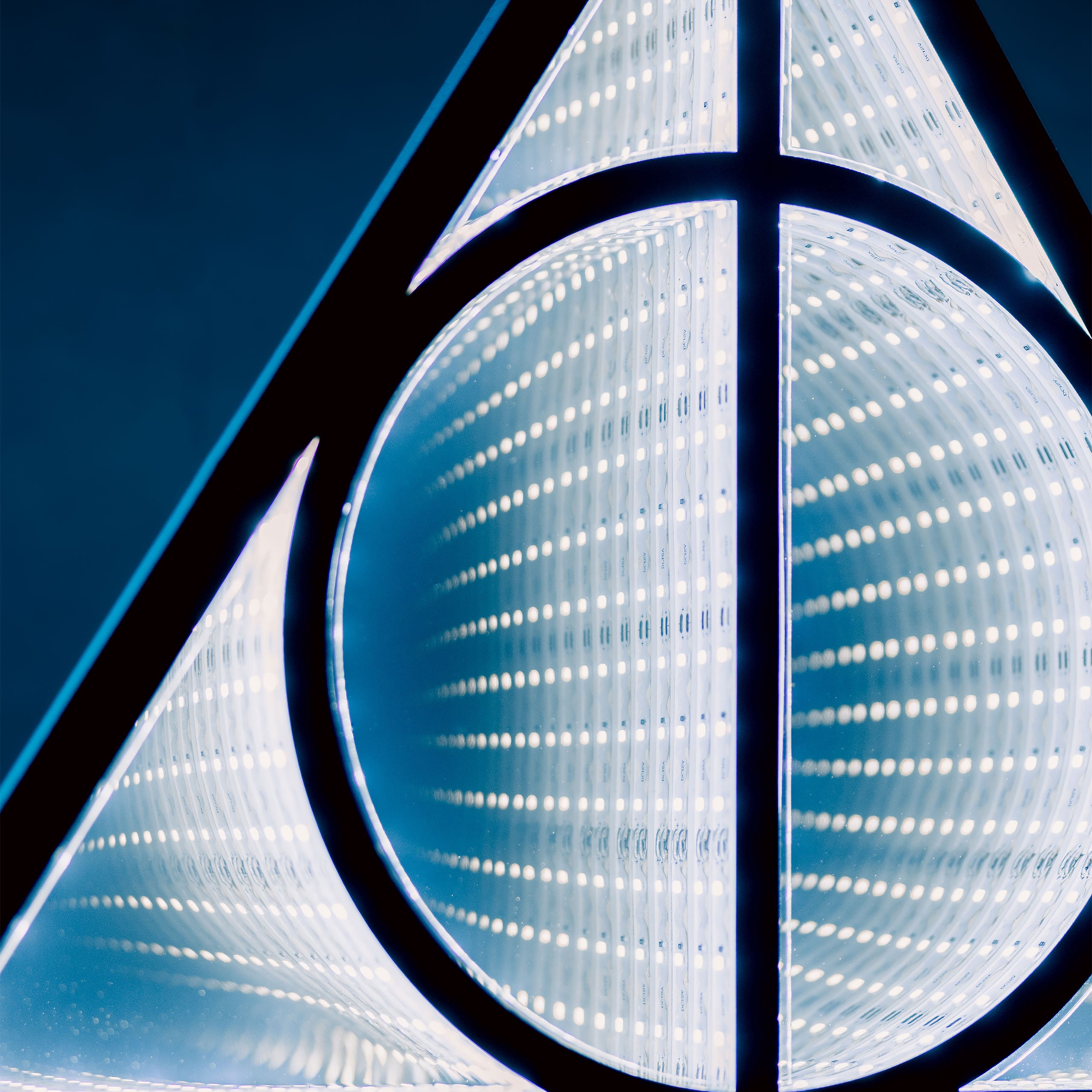 Product image Harry Potter - Deathly Hallows Acrylic LED Lamp