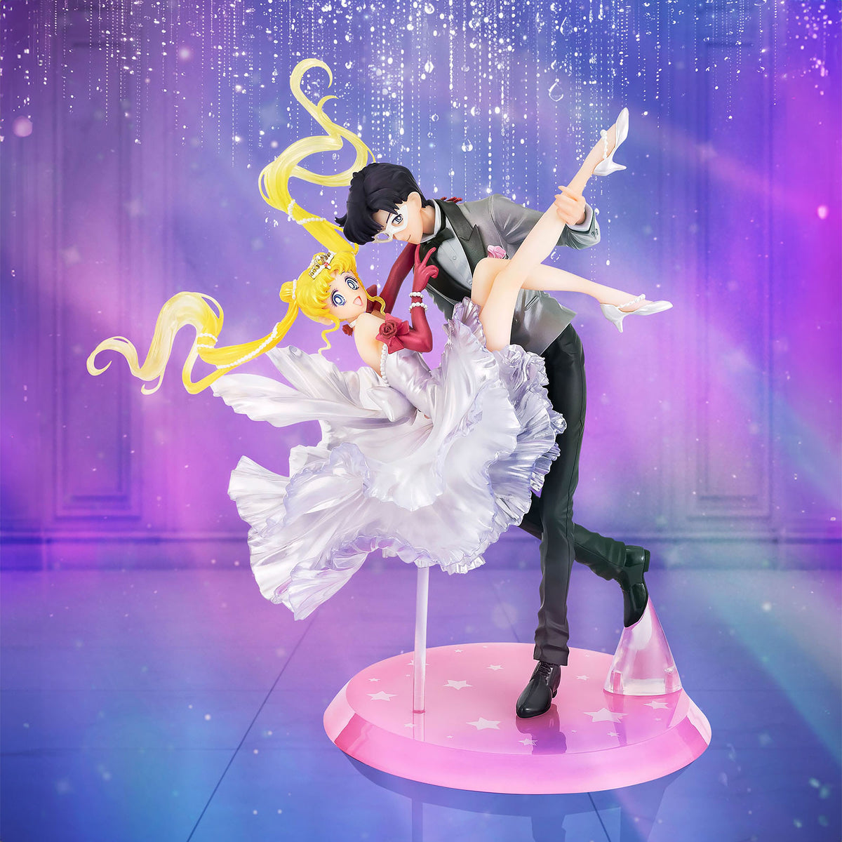 Image produit Sailor Moon - Statue Usagi & Tuxedo Mask Moonlight Glow Edition