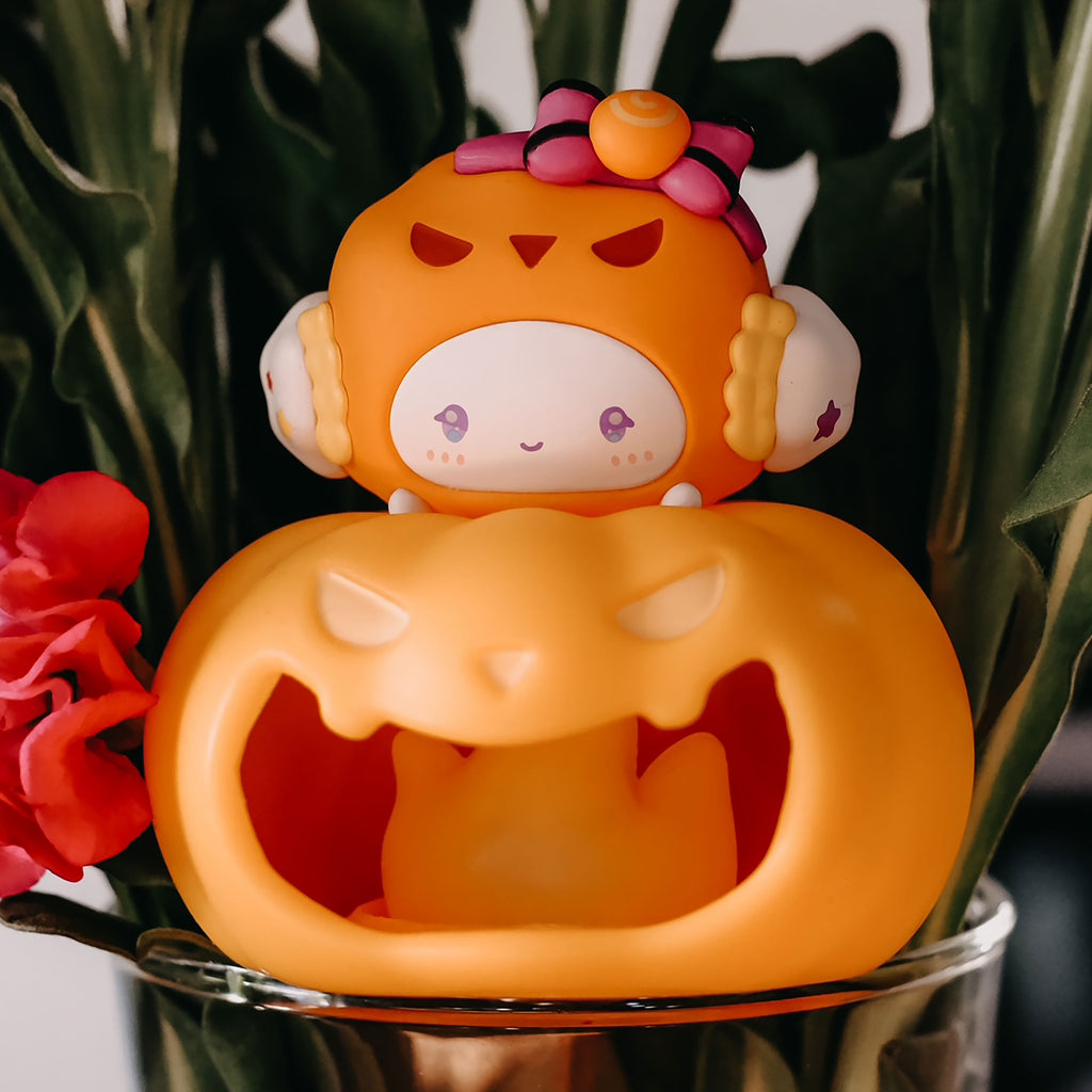 Image produit Sanrio - Figurine mystère Hello Kitty and Friends Family Trickster Night Light Ornaments