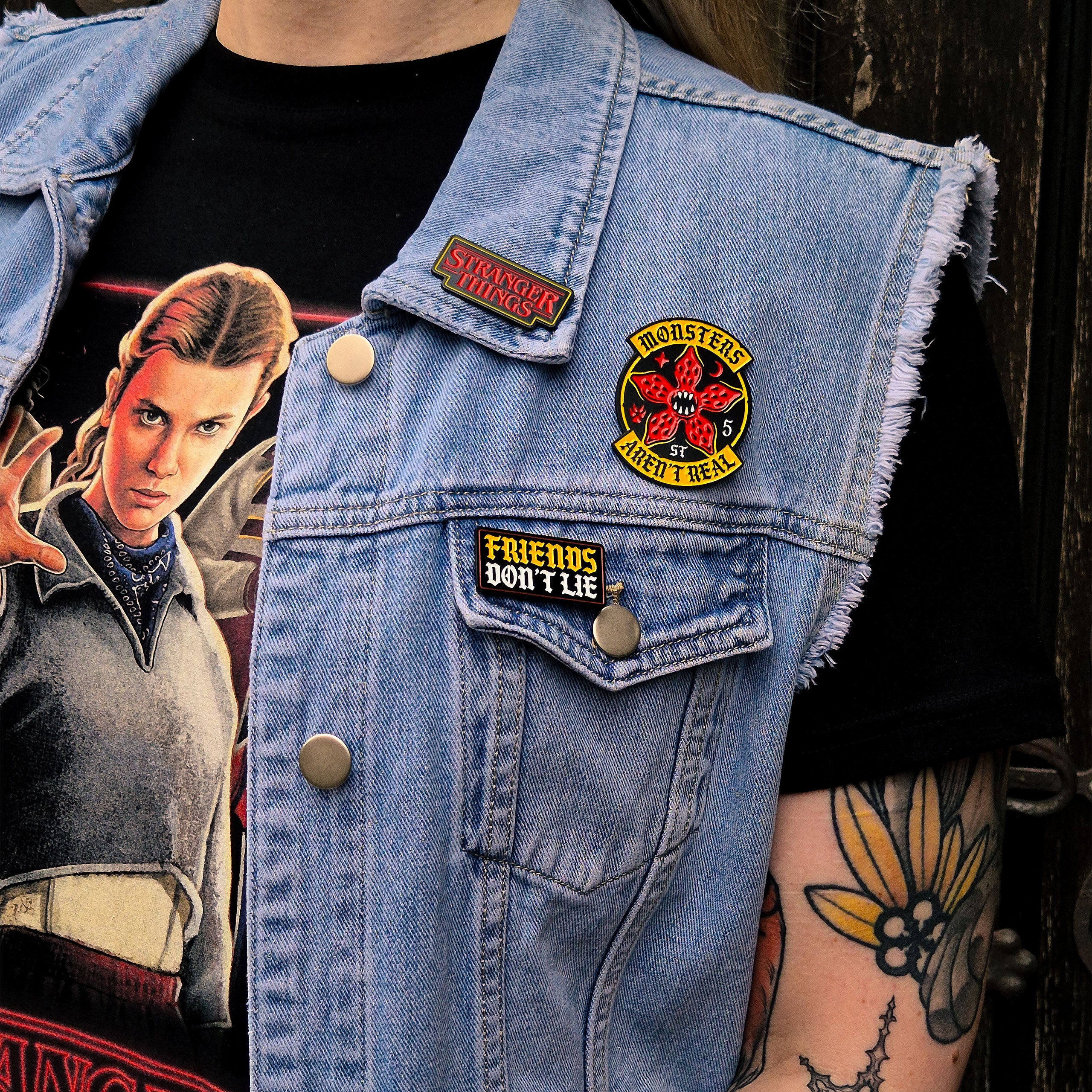 Image produit Stranger Things - Friends Pins set de 3