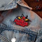 Image produit Stranger Things - Pin Oversize Hellfire Club
