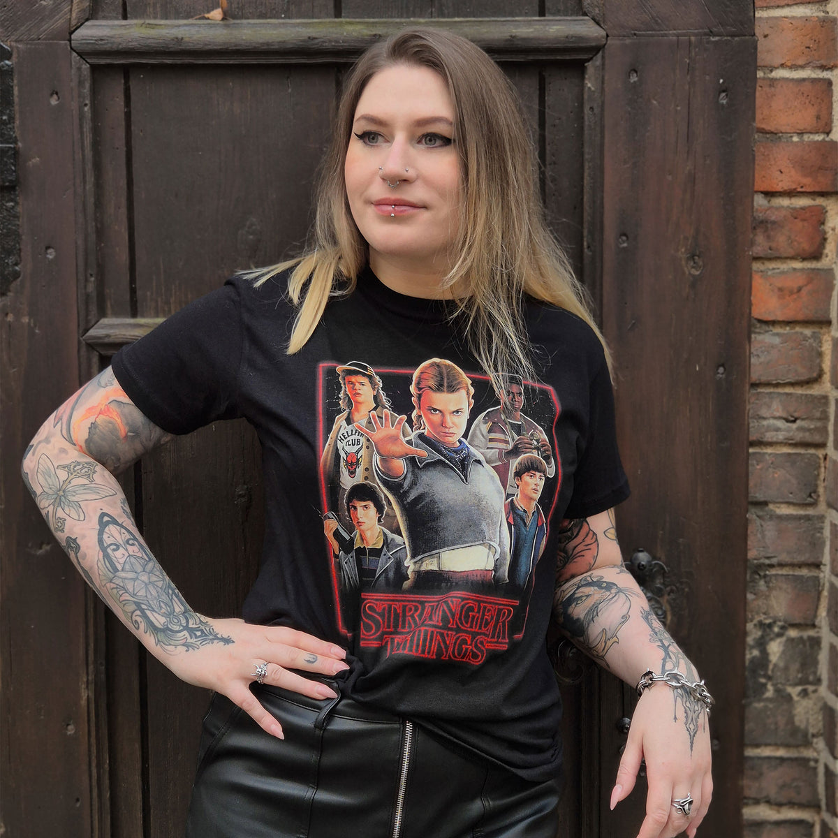 Image produit T-shirt Personnages Saison Finale - Stranger Things