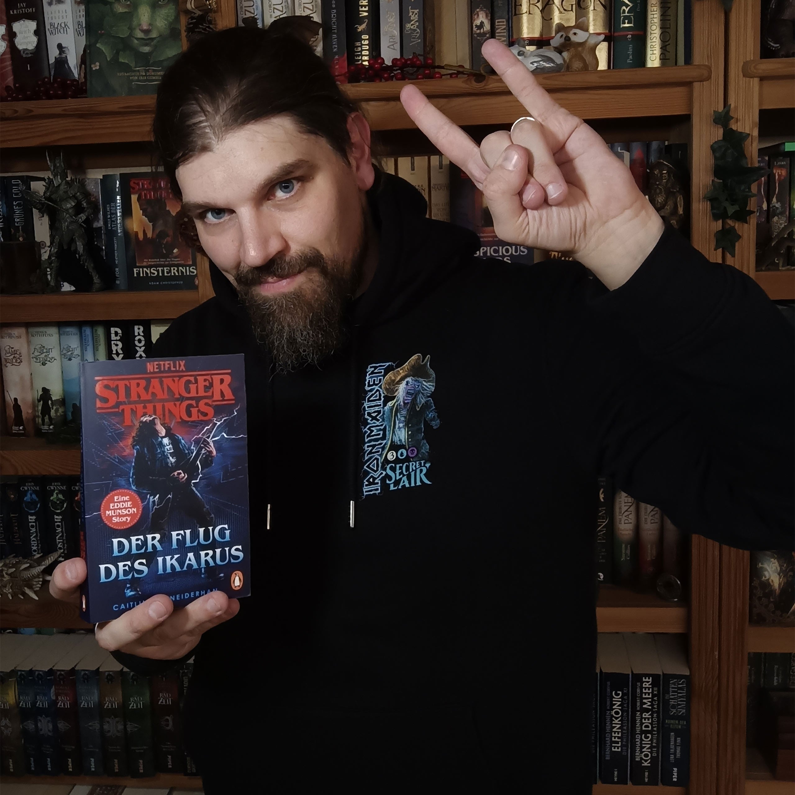 Image produit Iron Maiden - Magic Captain N'Ghathrod sweat à capuche noir