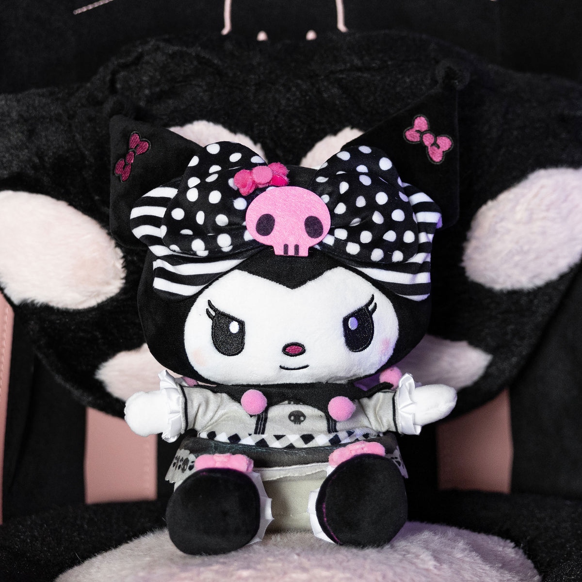 Image produit Hello Kitty - Peluche Kuromi 31 cm