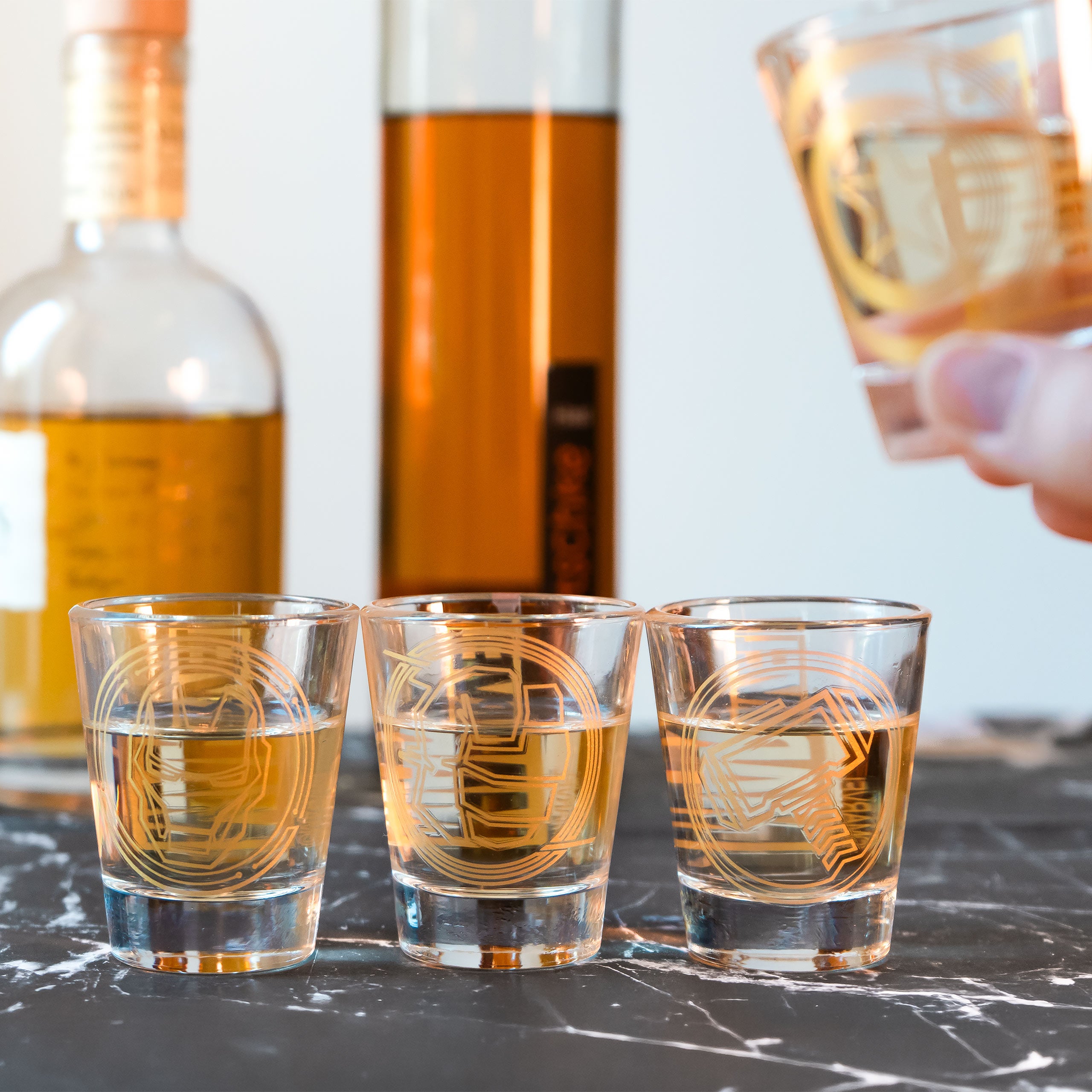 Image produit Marvel - Symbols set de 4 verres à shot