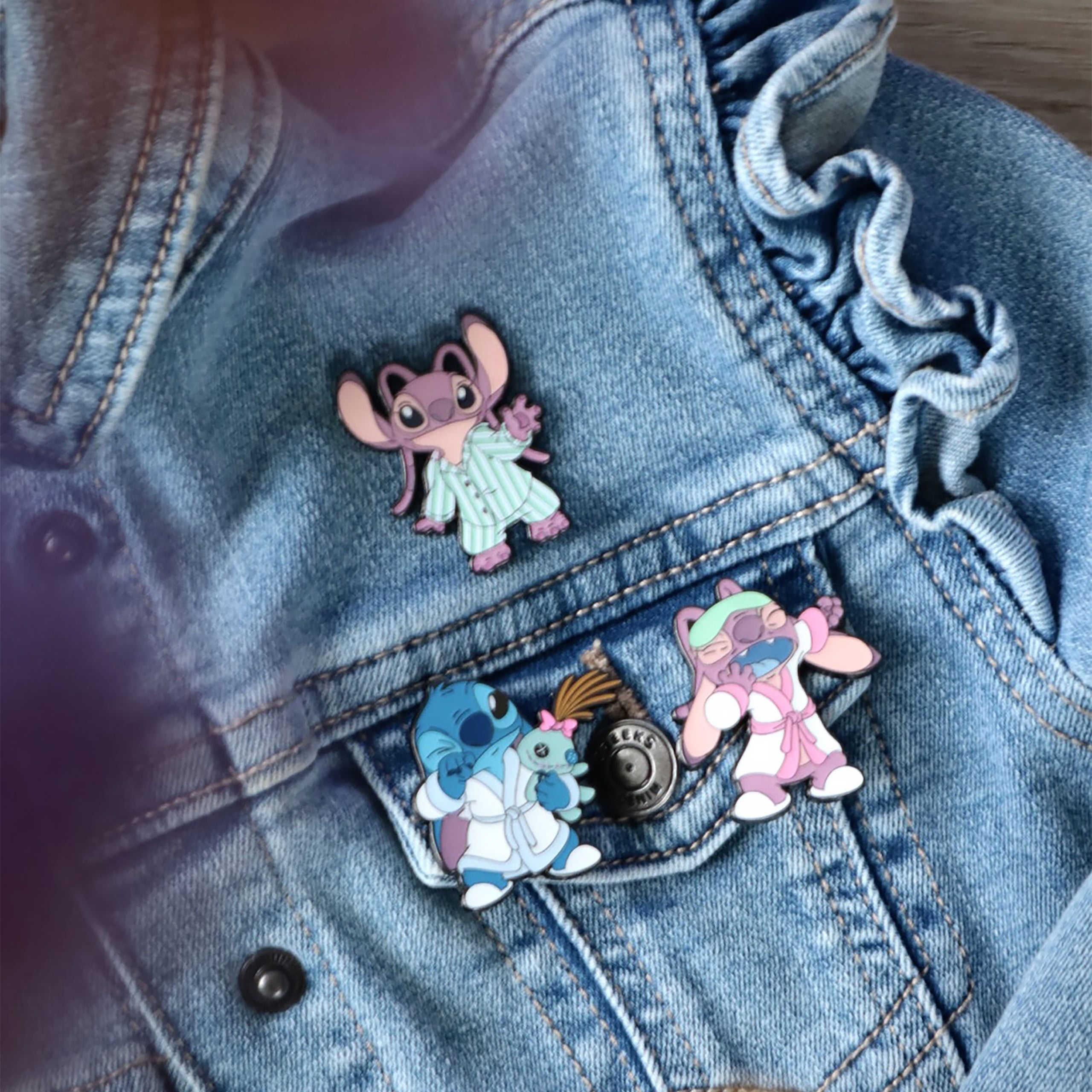 Image produit Lilo & Stitch - Pin mystère Angel et Stitch