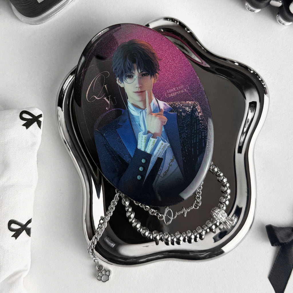 Image produit Love and Deepspace - Pin's Rafayel