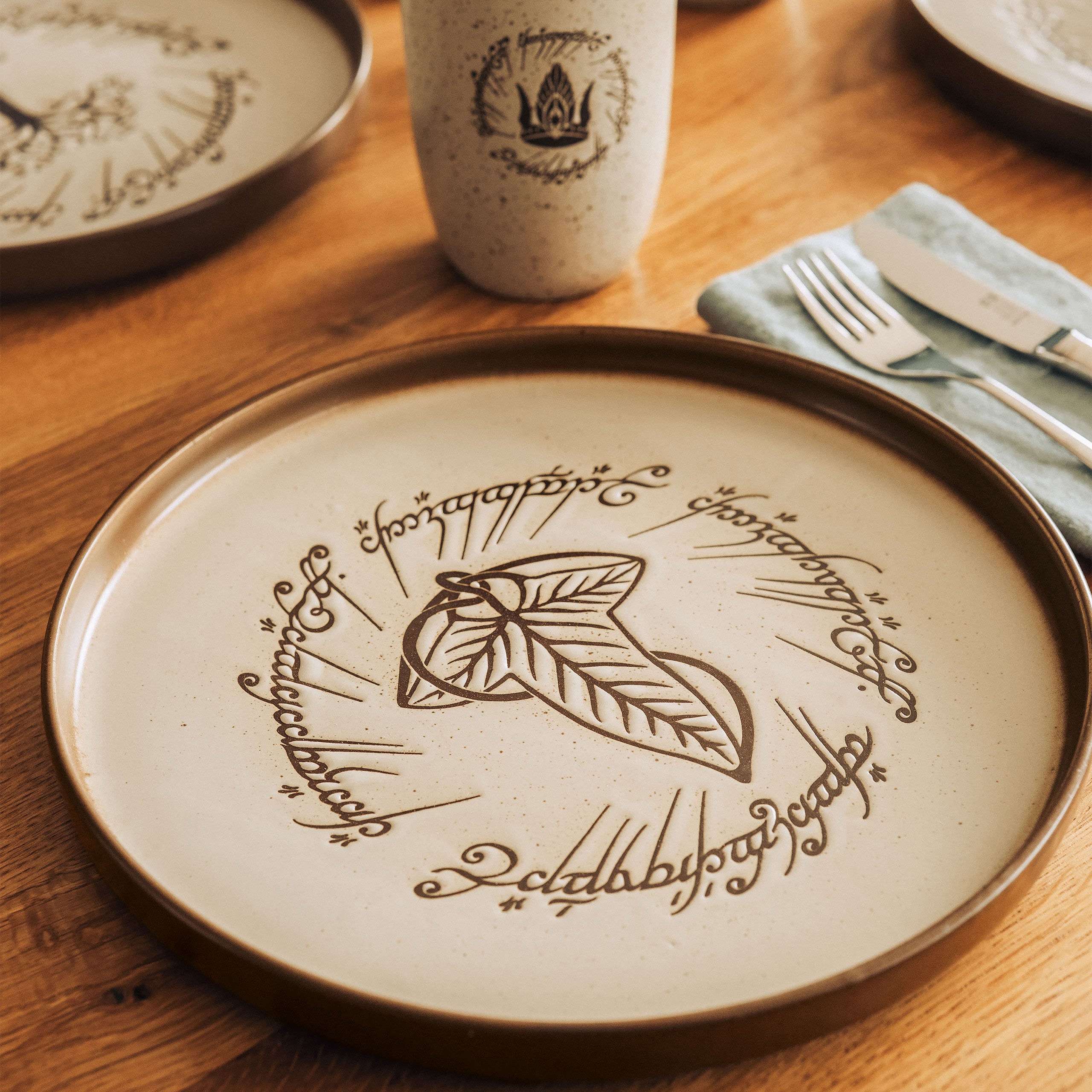 Image produit Le Seigneur des Anneaux - Set d’assiettes Symbols deluxe