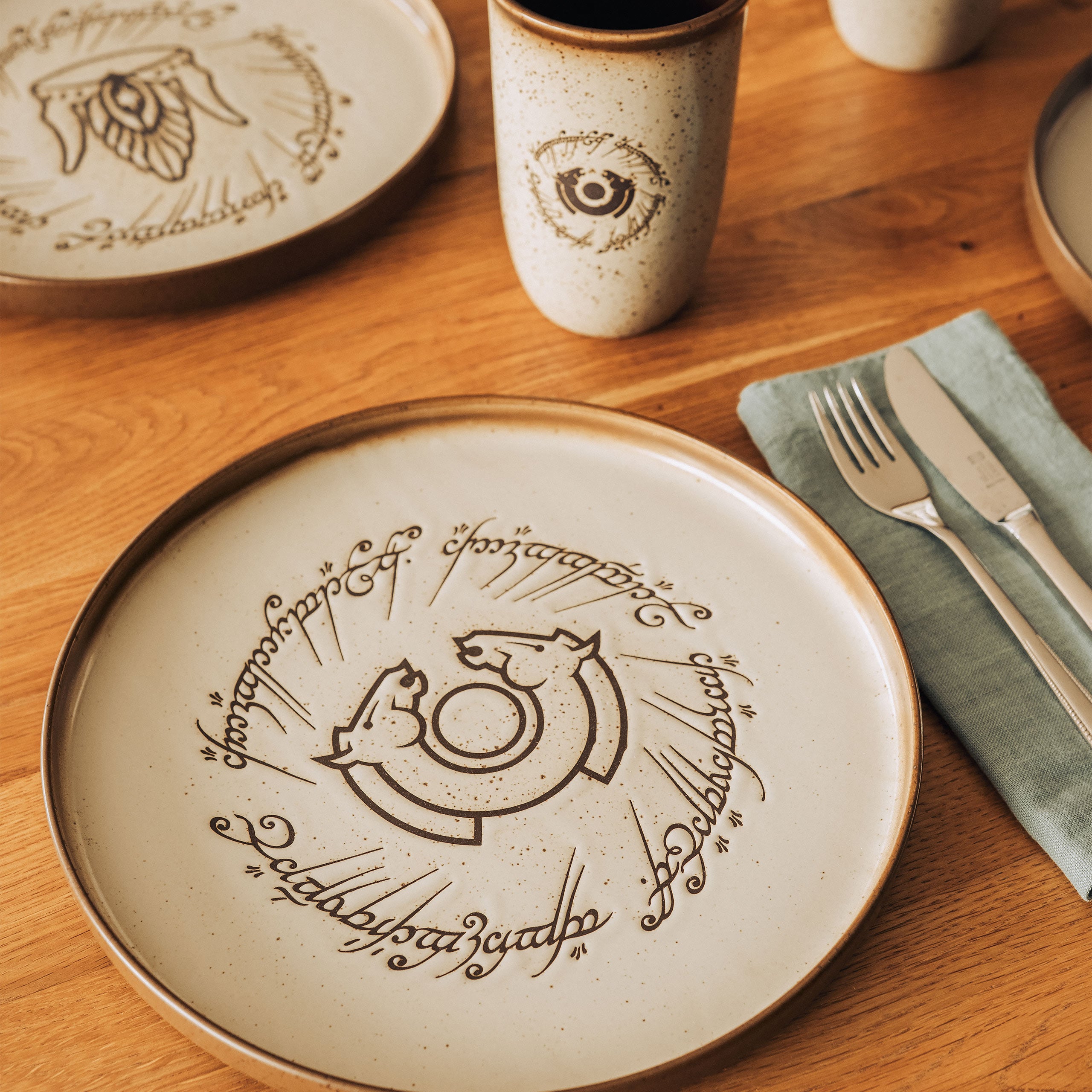 Image produit Le Seigneur des Anneaux - Set d’assiettes Symbols deluxe