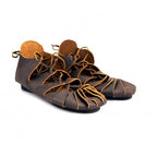 Image produit Chaussures médiévales en cuir nubuck marron