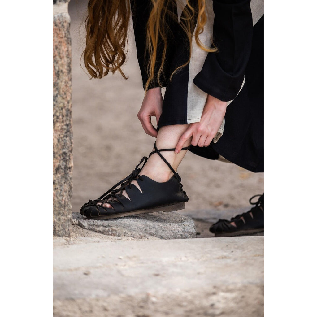 Image produit Chaussures médiévales en cuir nubuck noir