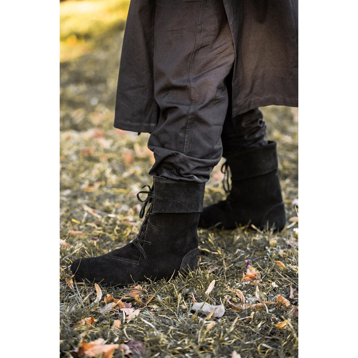 Image produit Bottes médiévales Aurin avec revers noir