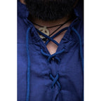 Image produit Chemise médiévale à col officier lacée Louis sans manches bleu