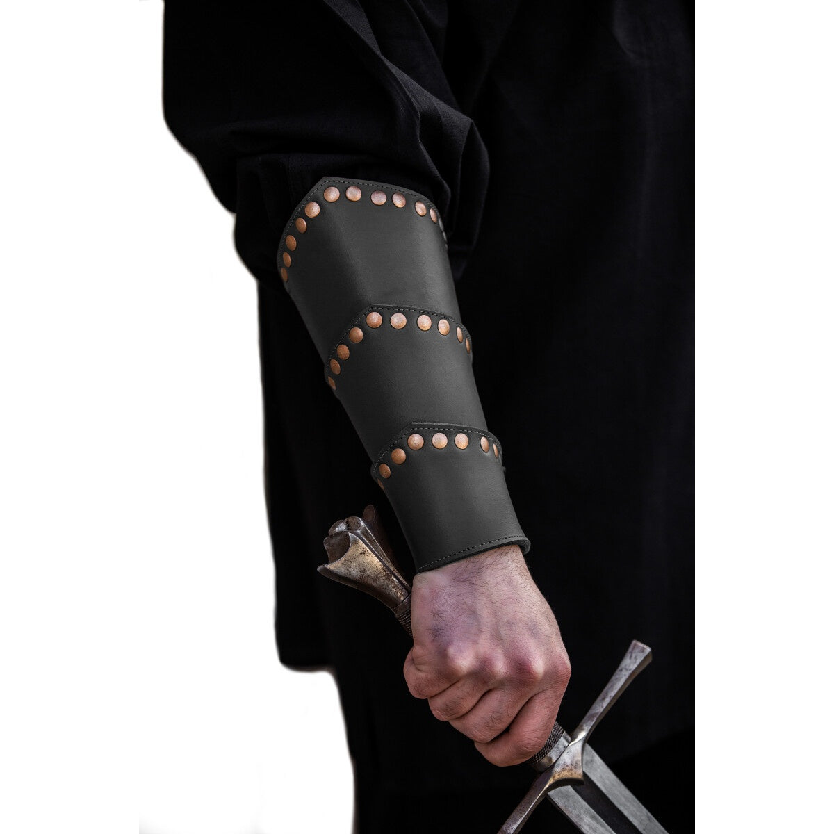 Image produit Bracelets de bras médiévaux en cuir avec rivets noirs