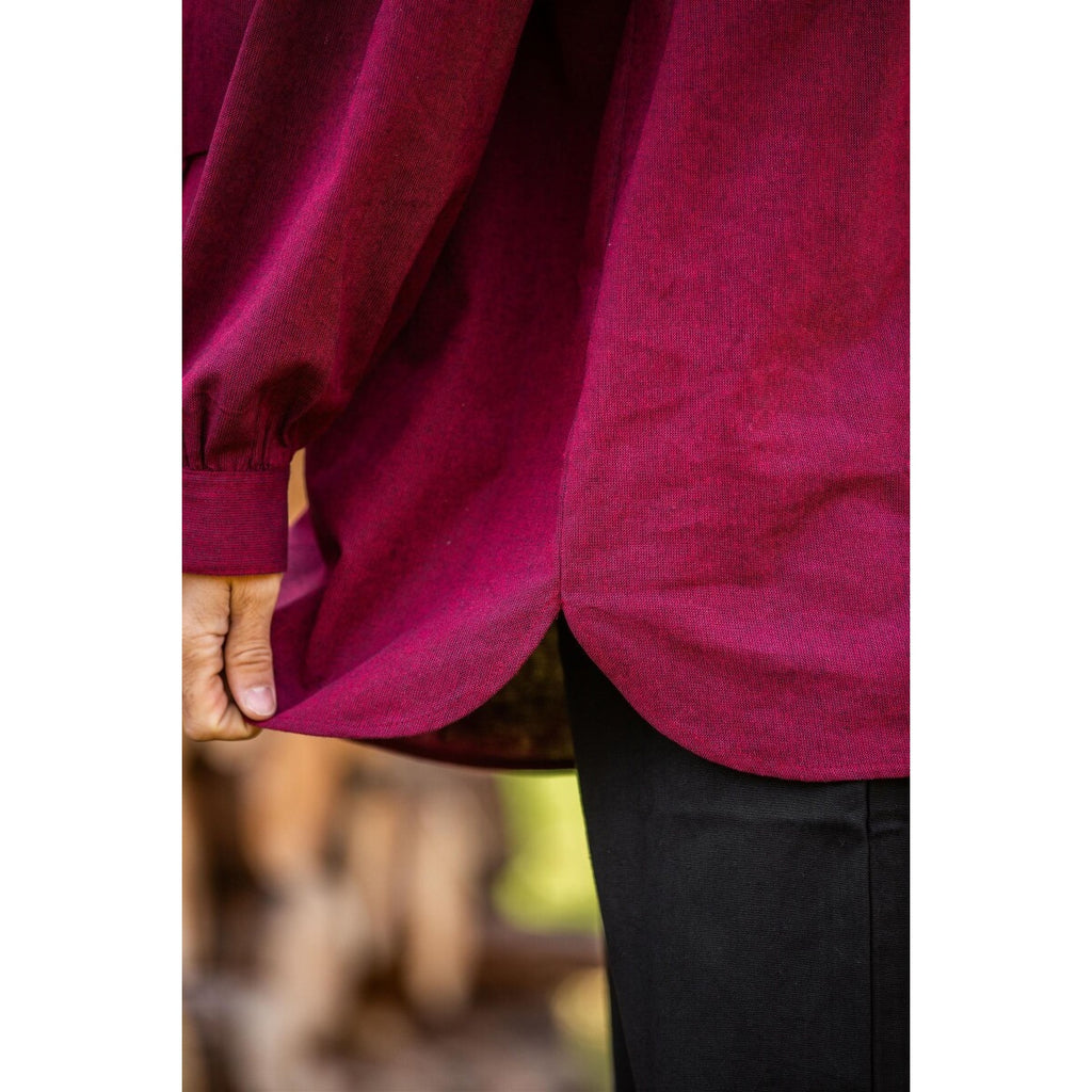 Image produit Chemise médiévale à col montant lacée Georg rouge chiné
