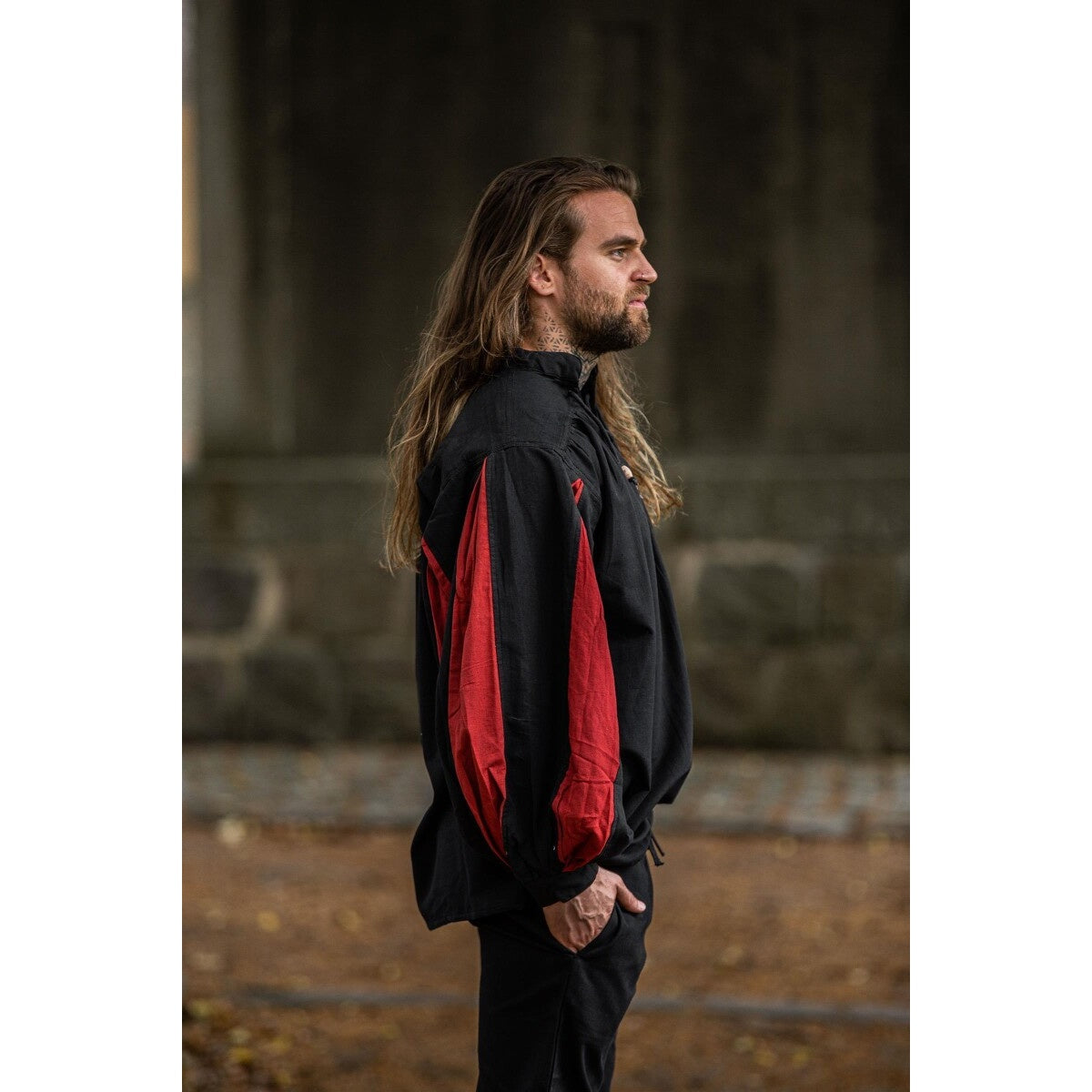 Image produit Chemise de lansquenet médiéval Albert noir-rouge