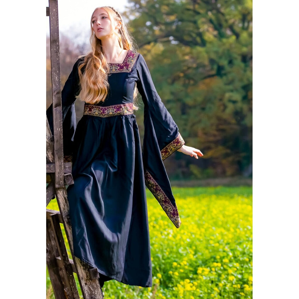 Image produit Robe médiévale Katharina noire