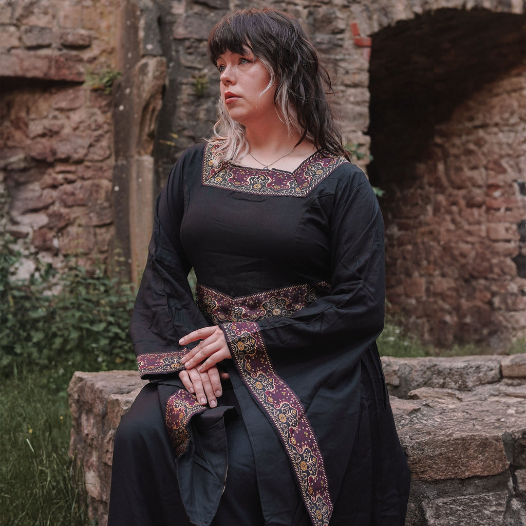 Image produit Robe médiévale Katharina noire