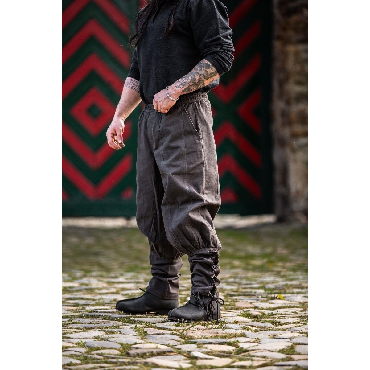Image produit Pantalon médiéval Tiago avec laçage de jambe marron