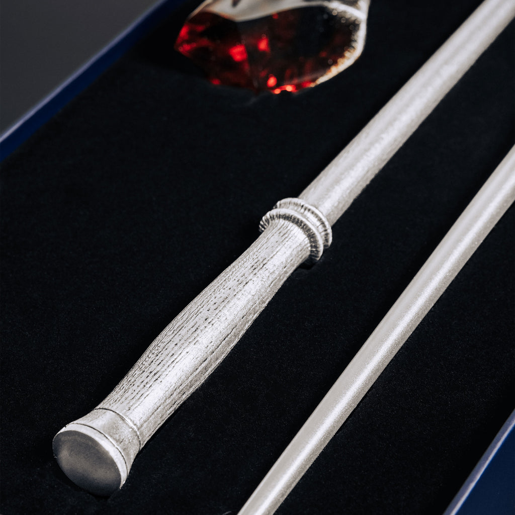 Image produit Harry Potter - Set de 2 baguettes et réplique de la Pierre Philosophale Coffret cadeau 25e anniversaire
