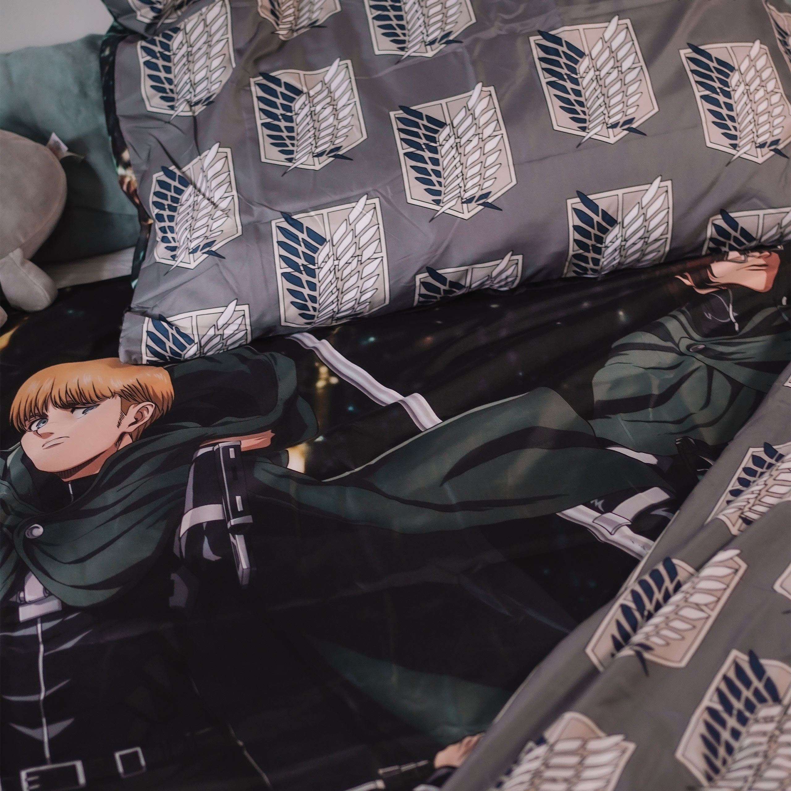 Image produit Attack on Titan - Parure de lit Characters