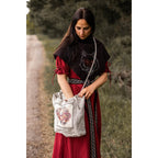 Image produit Sac bandoulière médiéval Tora avec broderie beige