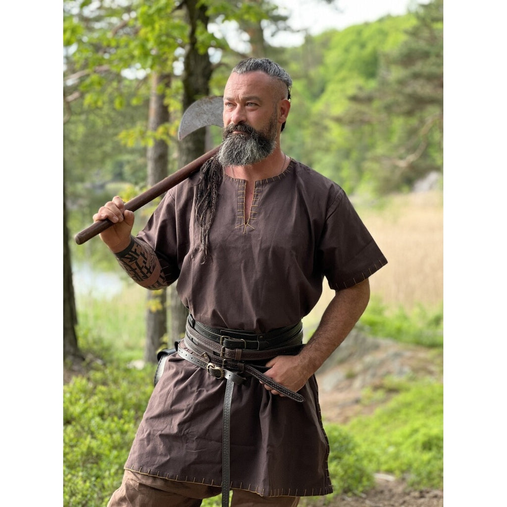 Image produit Tunique Viking médiévale Theobald à manches courtes marron foncé