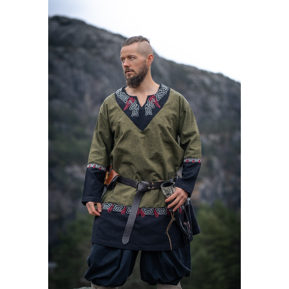 Image produit Tunique viking médiévale Freydis olive