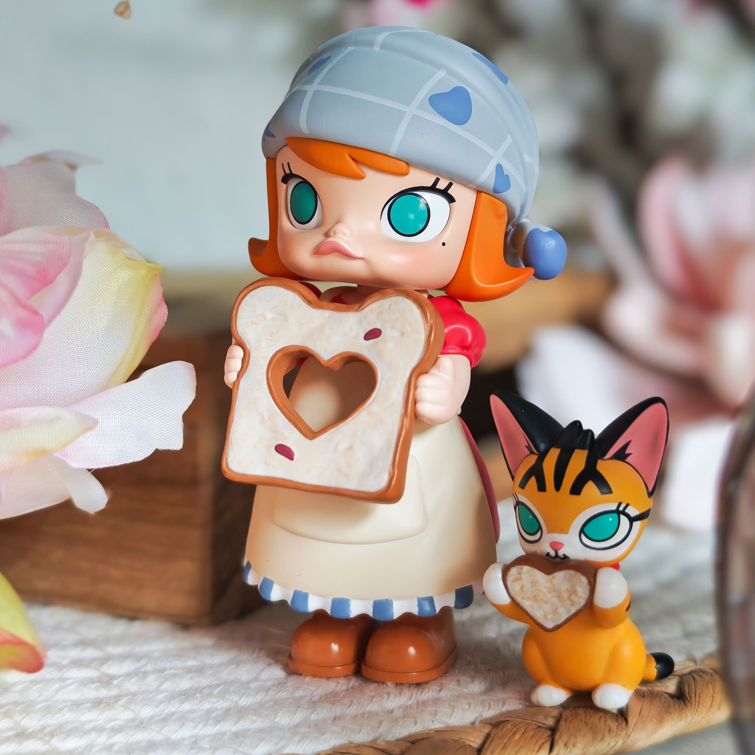 Image produit Molly - Figurine mystère Carb Lover Pop Mart