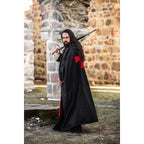 Image produit Cape médiévale des Templiers Arnulf noir-rouge