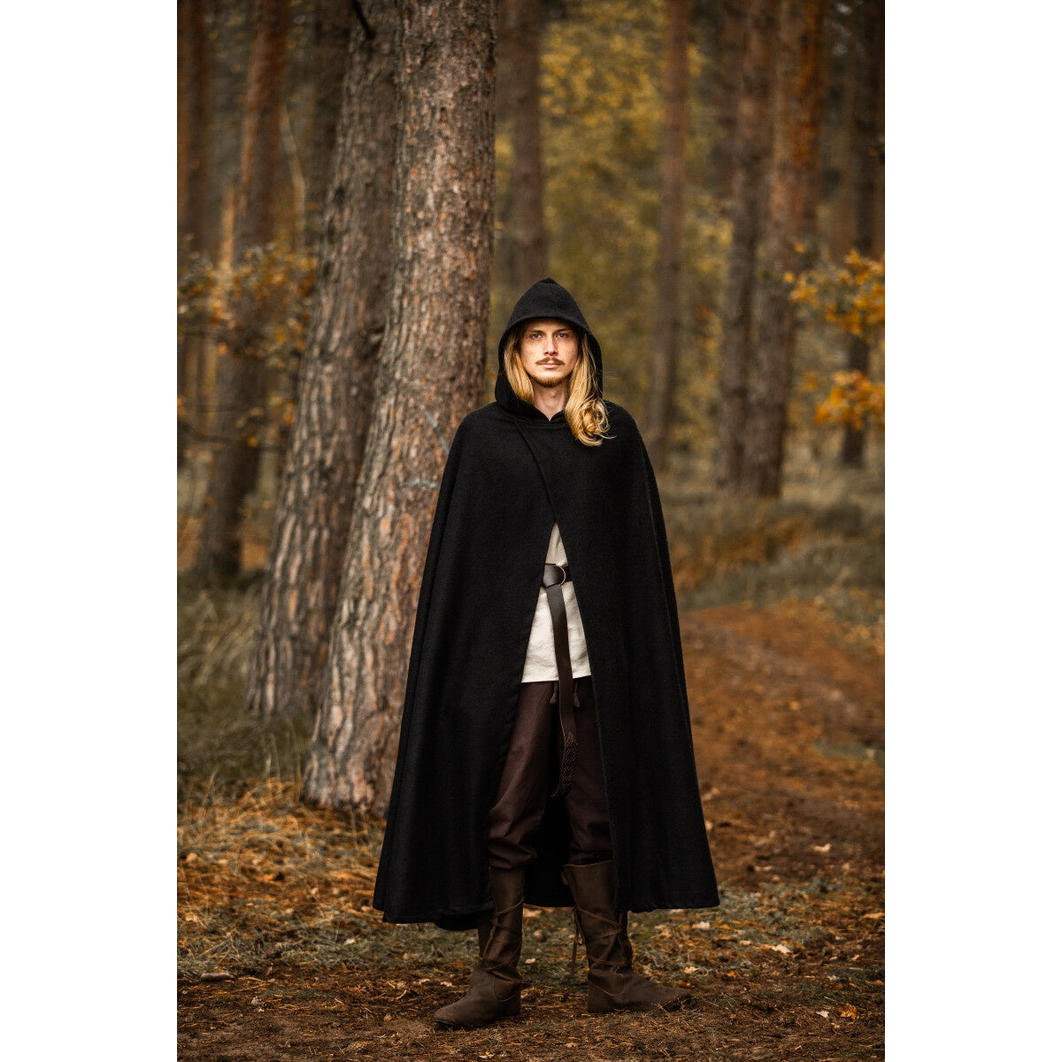 Image produit Cape médiévale à capuche Thorian laine noir