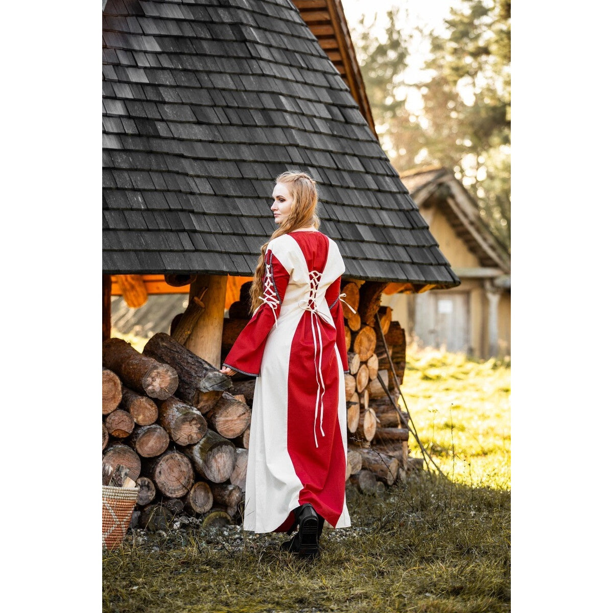 Image produit Robe médiévale Amalia beige-rouge