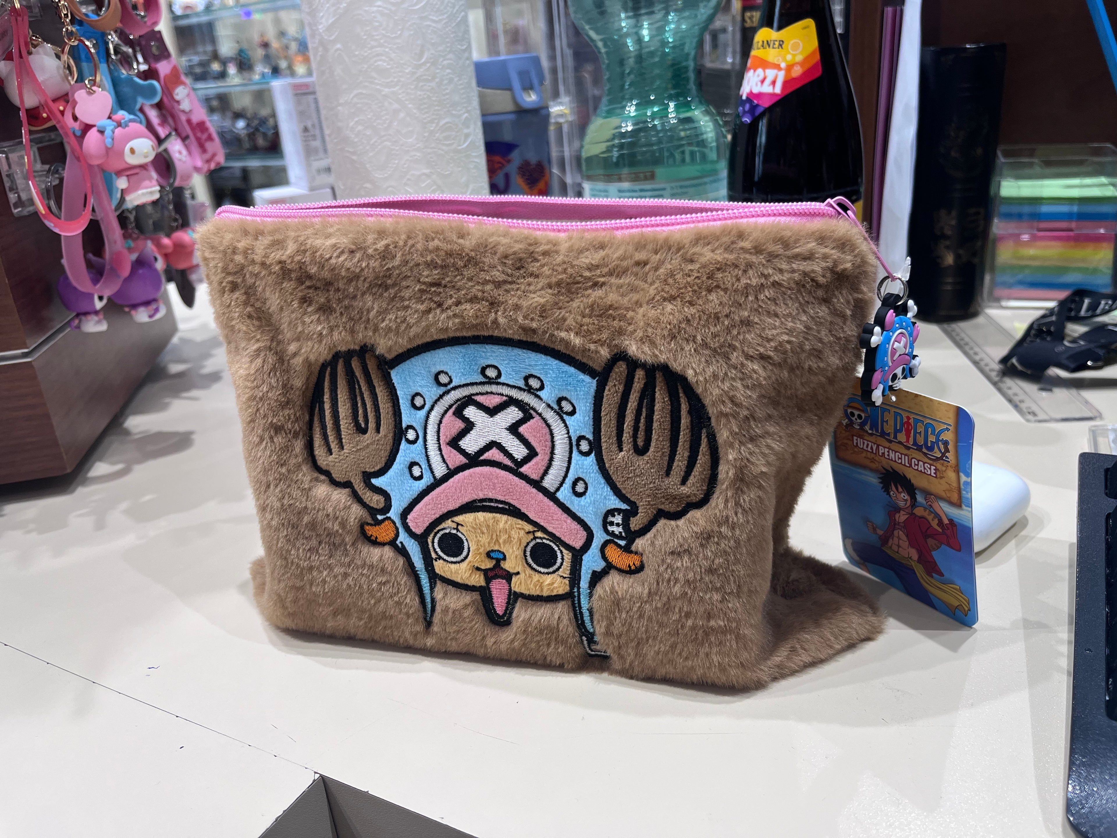 Image produit One Piece - Trousse de toilette peluche Chopper