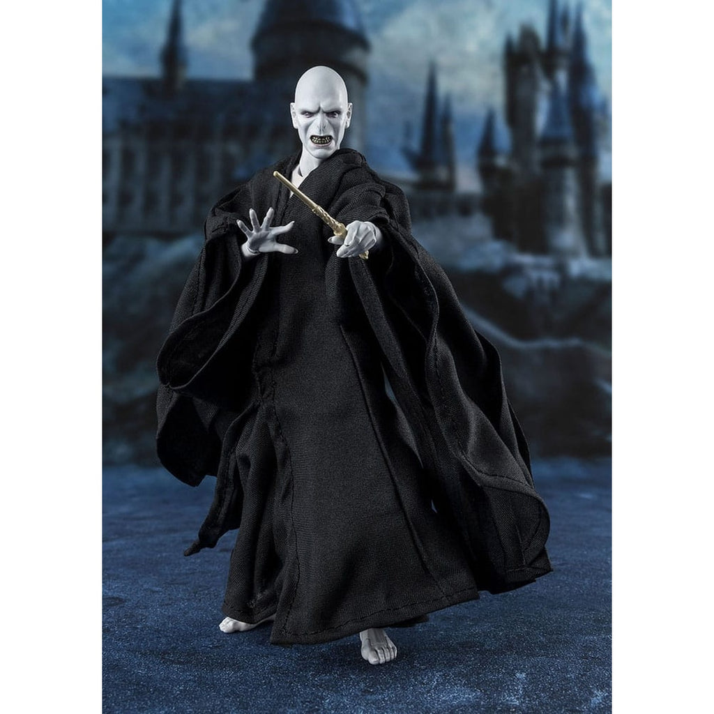 Image produit Harry Potter et la Coupe de Feu – Figurine articulée Lord Voldemort S.H. Figuarts