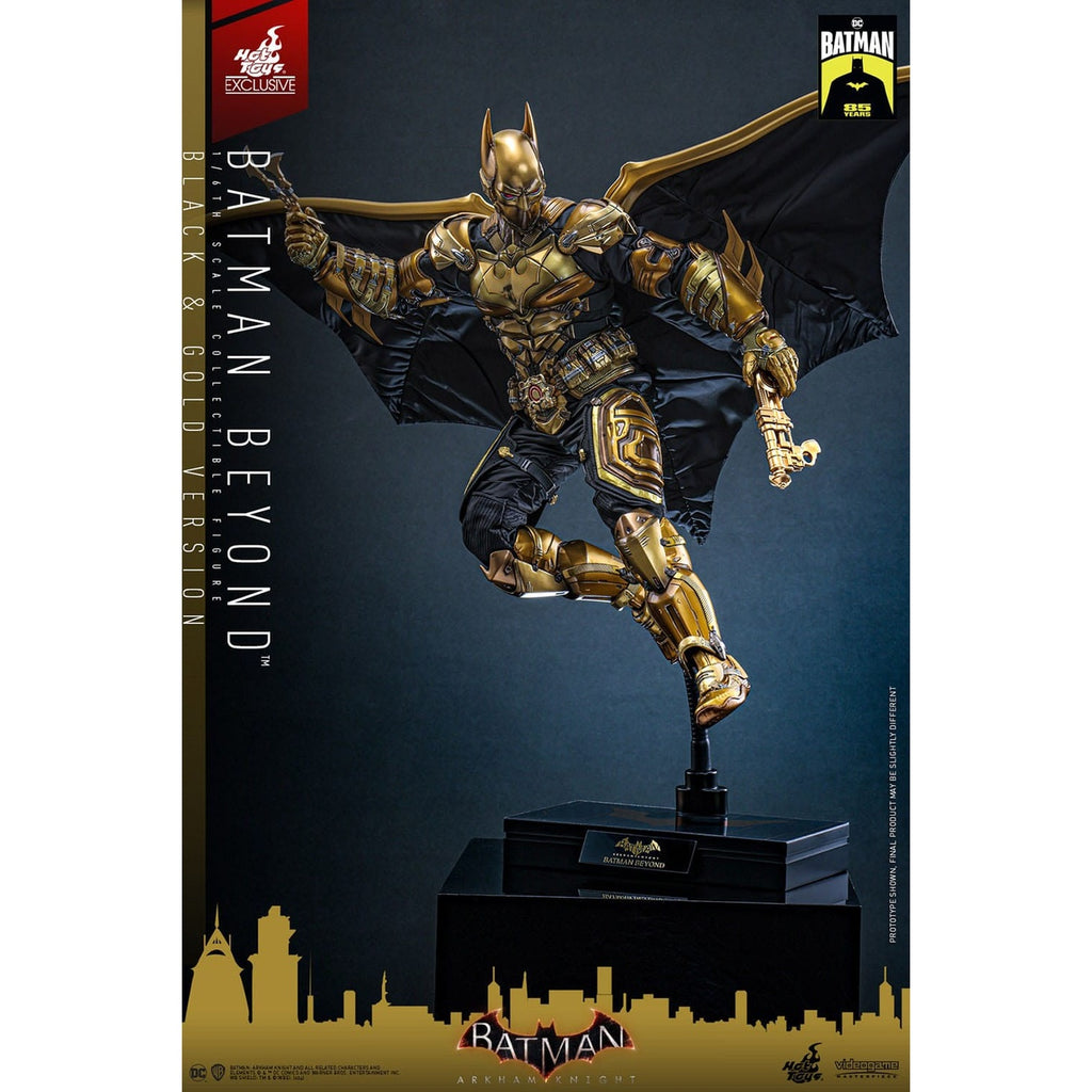 Image produit Batman: Arkham Knight figurine de collection Video Game Masterpiece 1/6 Batman Beyond (version noire et dorée) 32 cm
