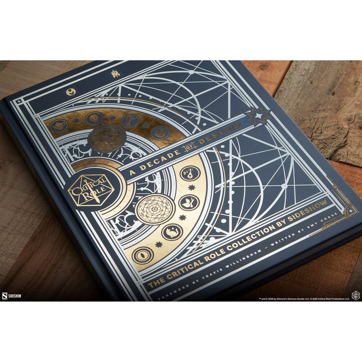 Image produit Livre Sideshow Collectibles A Decade of Destiny : The Critical Role Collection par Sideshow *Version anglaise*
