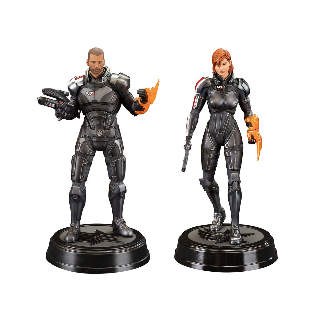 Product image Mass Effect PVC Statue Commander John Shepard 23 cm