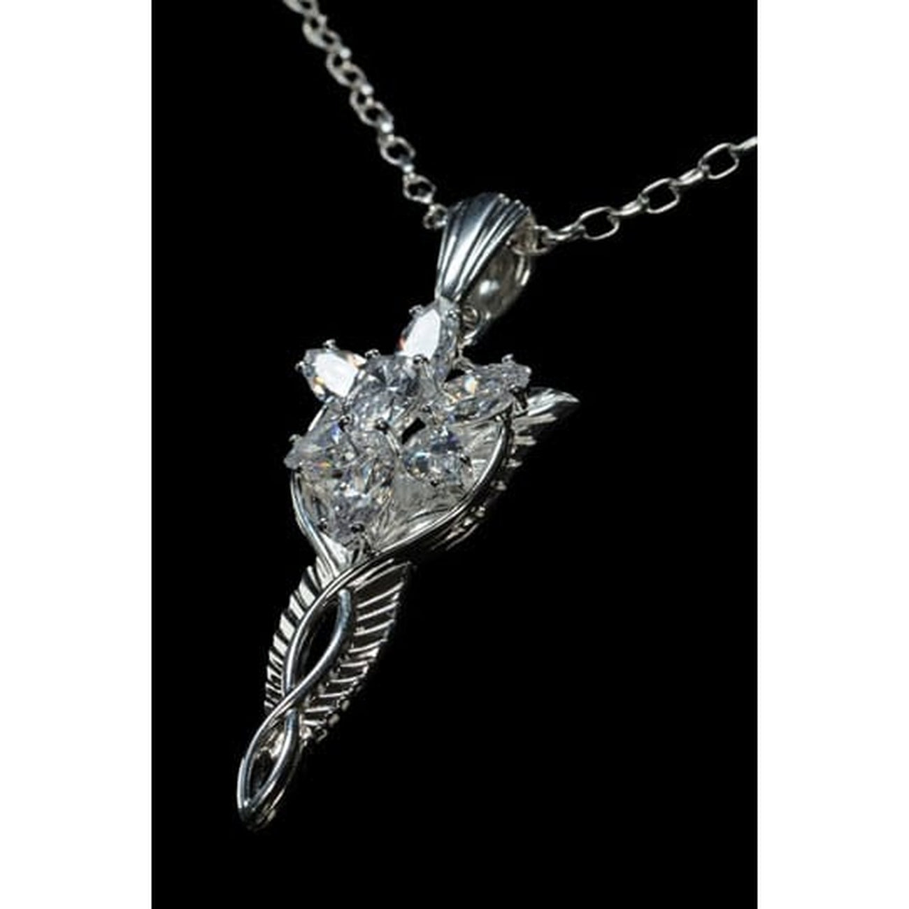 Image produit Le Seigneur des Anneaux Pendentif Etoile du Soir d’Arwen avec chaîne Réplique Argent Sterling