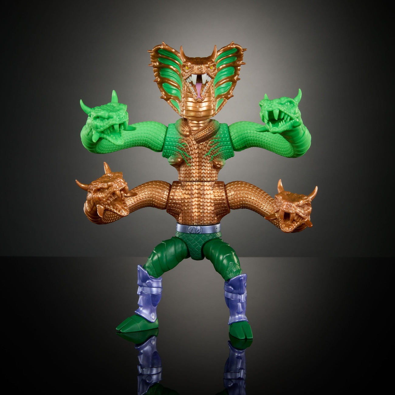 Image produit MOTU x TMNT : Turtles of Grayskull figurine d’action Deluxe King Hiss 14 cm
