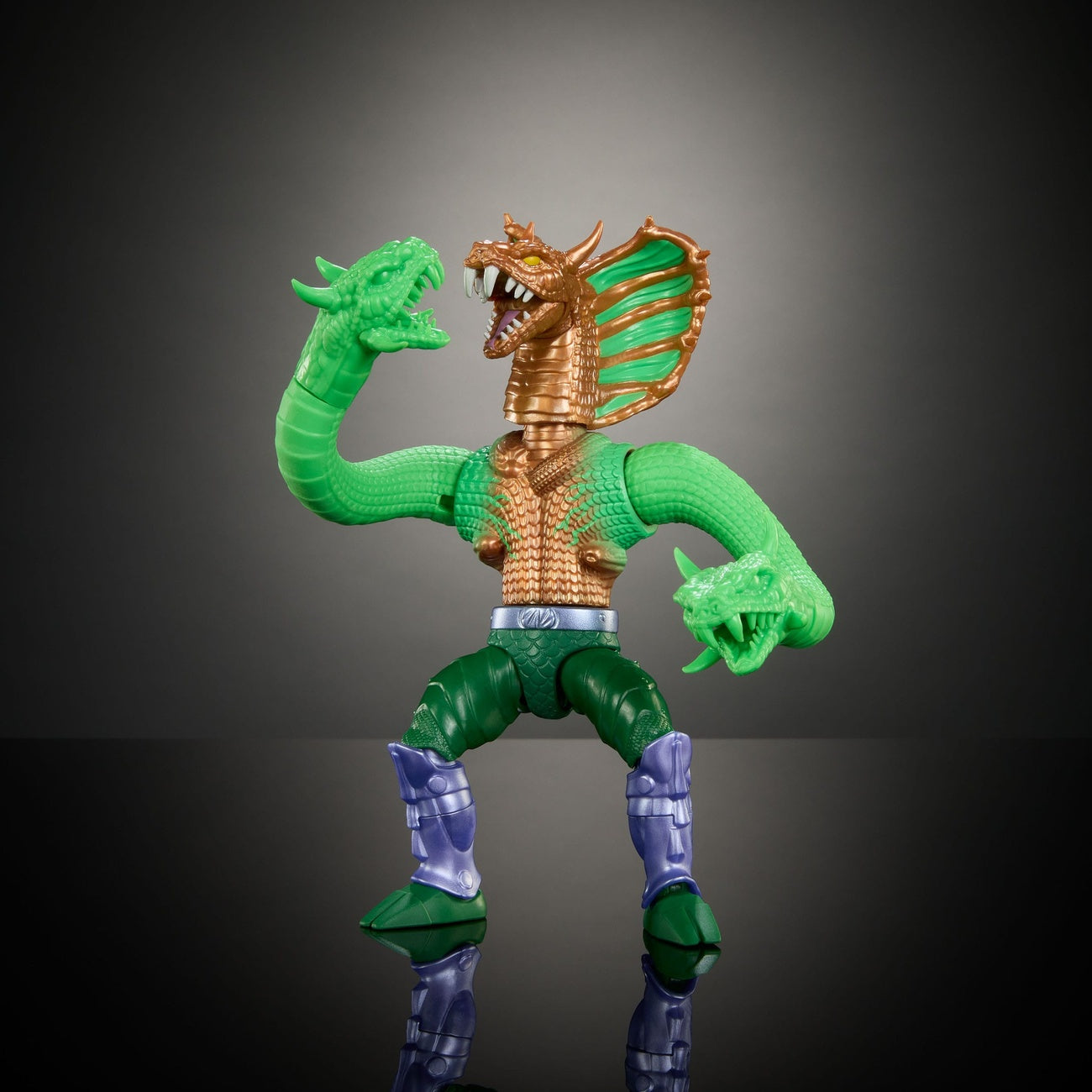 Image produit MOTU x TMNT : Turtles of Grayskull figurine d’action Deluxe King Hiss 14 cm