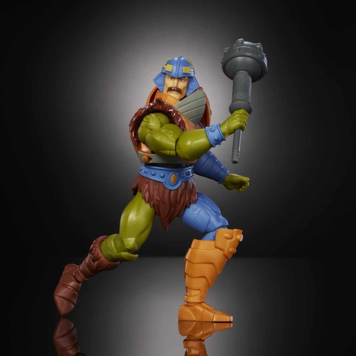 Image produit Masters of the Universe Origins figurine articulée Cartoon Collection : Man-At-Arms 14 cm