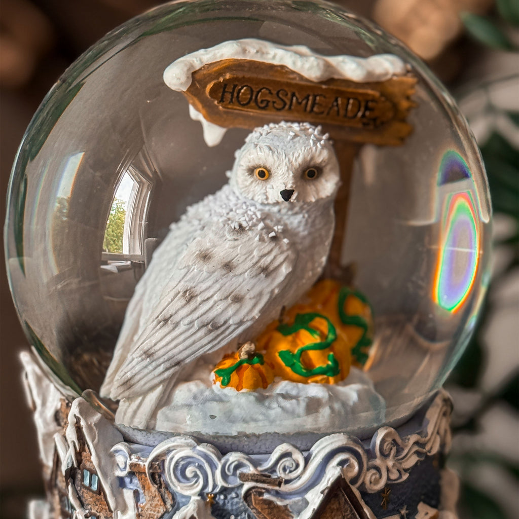 Product image Harry Potter - Hogsmeade Village Snow Globe