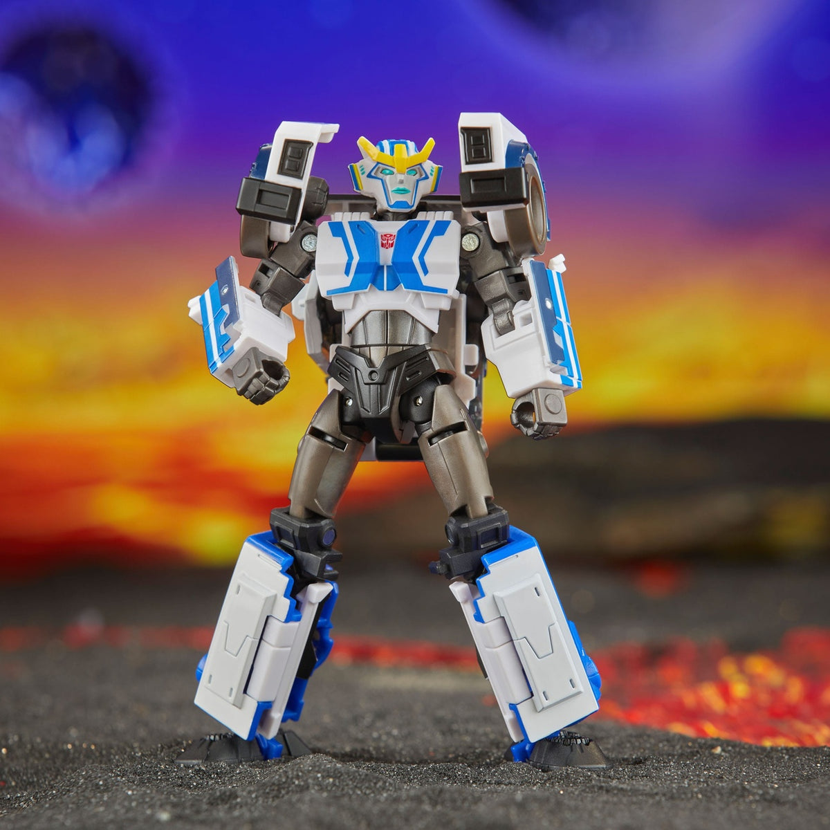 Product image Transformers Generations Legacy United Deluxe Class Action Figure Robots in Disguise 2015 Universe Strongarm 14 cm