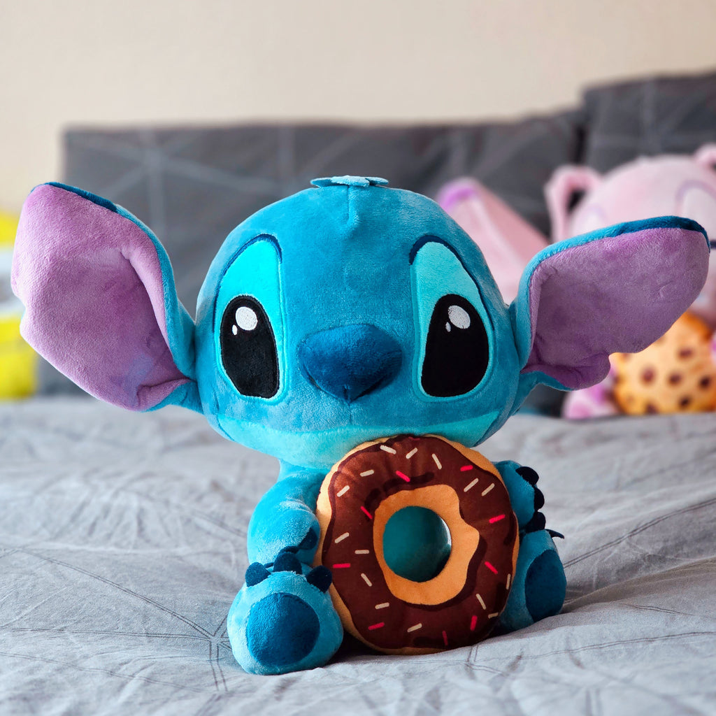Image produit Lilo & Stitch peluche Stitch avec donut 25 cm