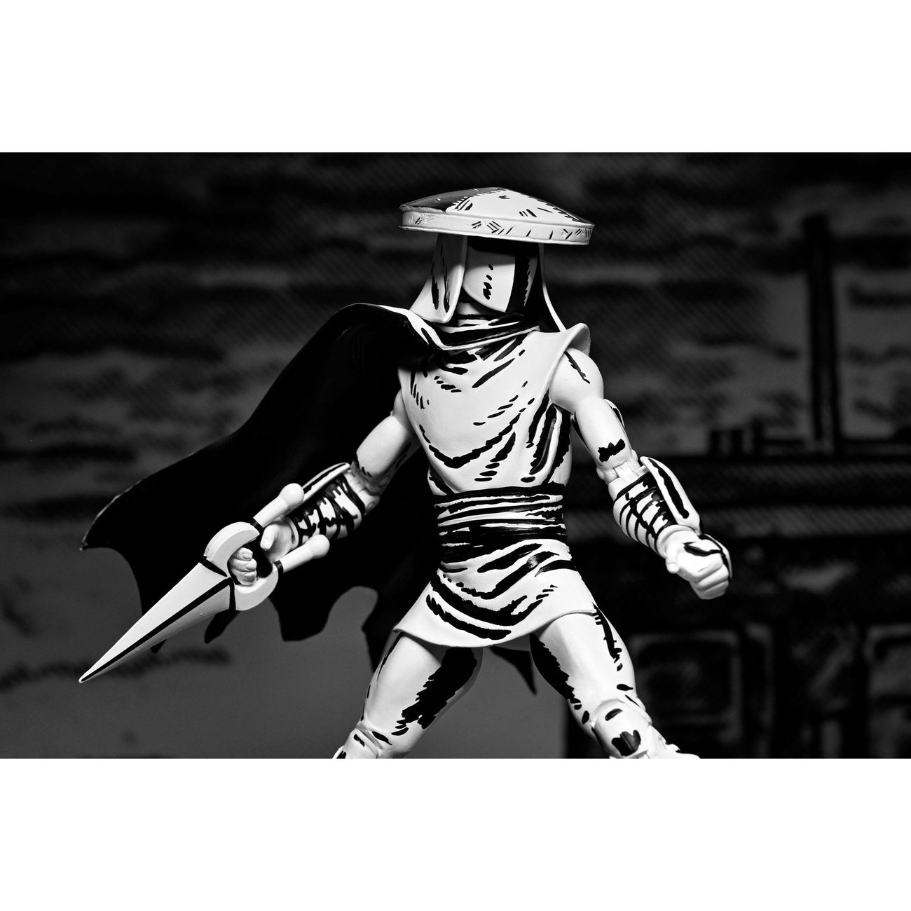 Image produit Teenage Mutant Ninja Turtles Figurine articulée Elite Foot Ninja Guard Noir & Blanc 18 cm