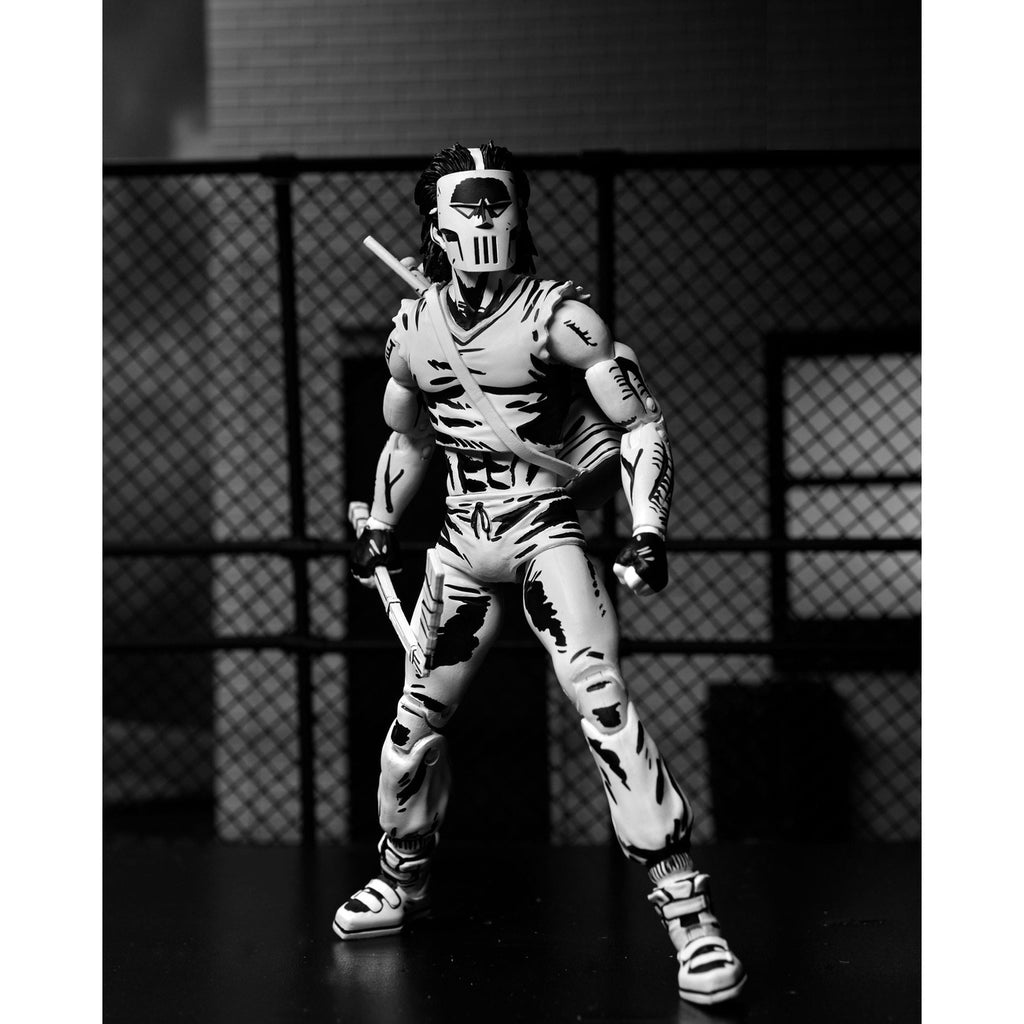 Image produit Teenage Mutant Ninja Turtles Figurine articulée Casey Jones Black & White 18 cm