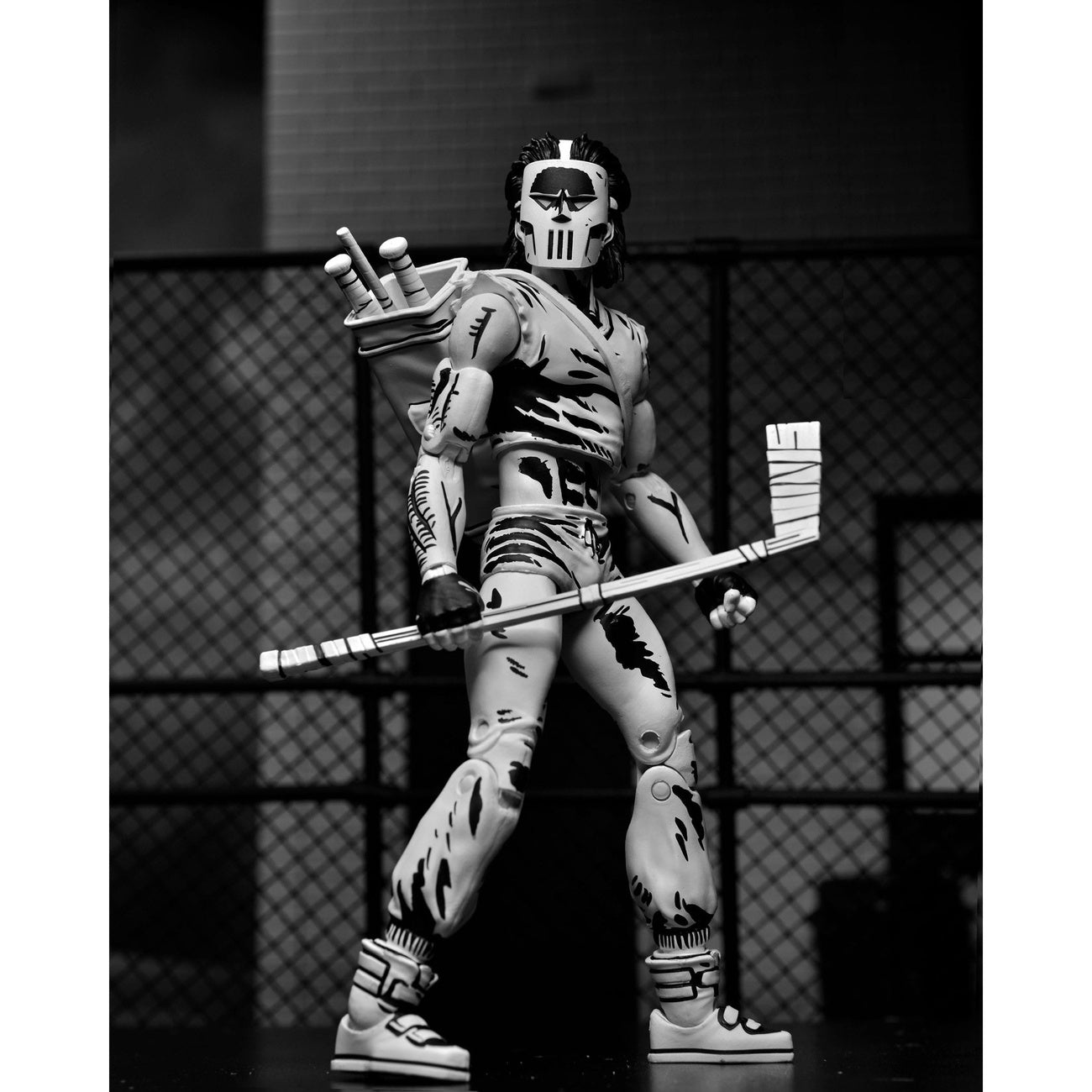 Image produit Teenage Mutant Ninja Turtles Figurine articulée Casey Jones Black & White 18 cm
