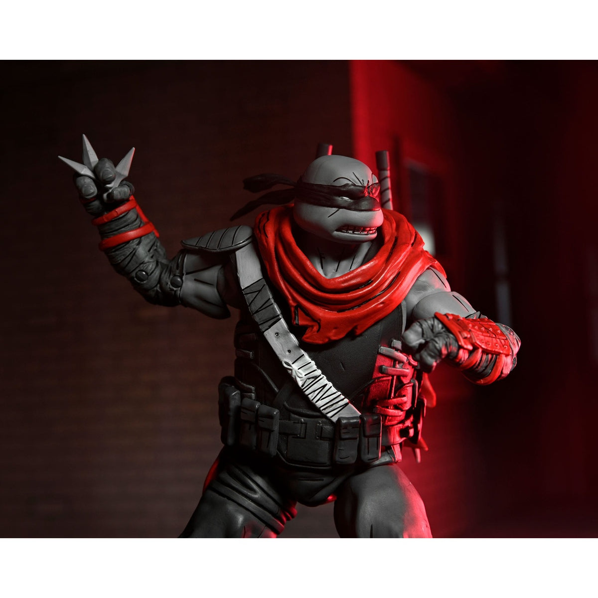 Image produit Teenage Mutant Ninja Turtles (The Last Ronin The Lost Years) Figurine articulée Leonardo Nightwatcher 18 cm