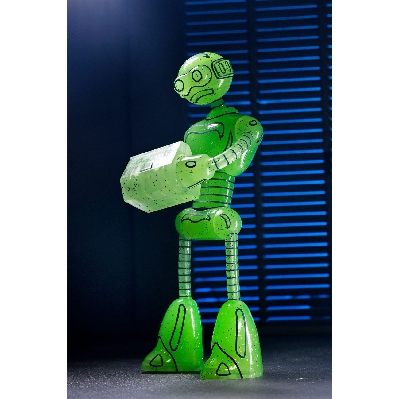 Image produit Teenage Mutant Ninja Turtles (Mirage Comics) figurine articulée Transmat Fugitoid GID 18 cm